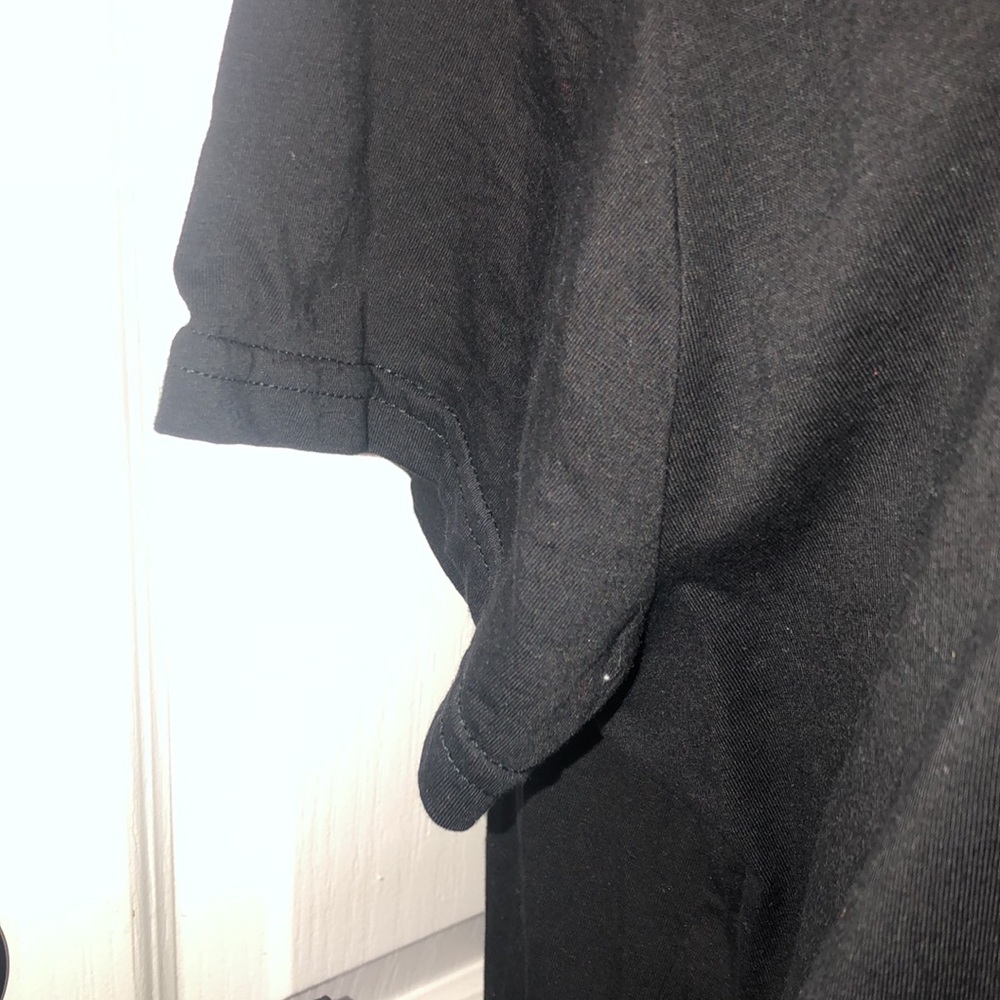 Tee - Picture 3 of 4
